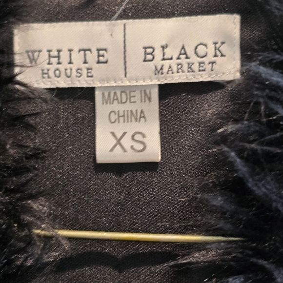 White House Black Market XS fur coat - Picture 2 of 9
